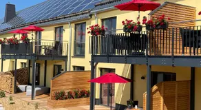 Ferienwohnung im Chaletstil Schlossblick 51 qm Wellness Fitness Sauna Bergrödelhof - Image 5