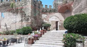 Center Lux Rooms Pasha's Gardens Ιpirou 4 Agios Pavlos - Image 3