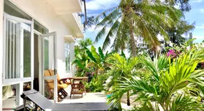 Robinson Beach Bungalow - Image 3