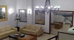 Flat confortável e bem localizado - Image 4