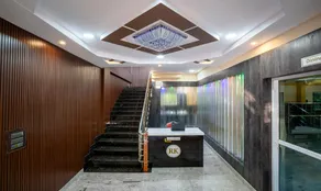 Treebo Sky Vista Suites with Hill View - Image 4