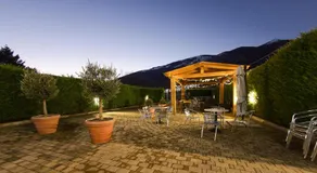 River Hotel - Image 3