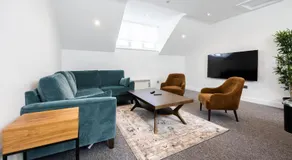 Stanway Apartments- Free Parking & Close To Tram Stop - Image 4