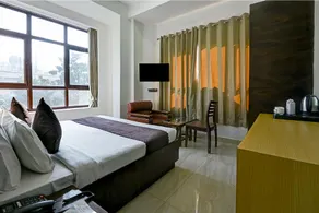 Hotel The RR Residency Sector 45 - Image 3