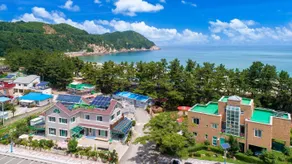 Samcheok Sol Beach Pension - Image 4