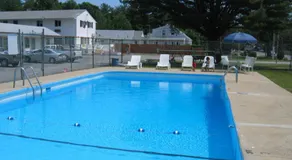 Knotty Pine Motel - Image 2