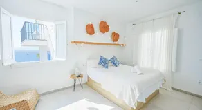 Blancos Rooms Hotel - Image 2