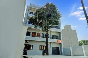 Hotel O New Park Inn - Image 2