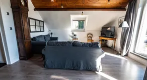 Les 3 chapeaux Les canotiers 4 pers avec sa belle terrasse et Le melon 2 personnes sans terrasse - Image 2