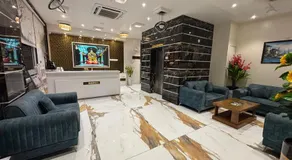 The Skyland Hotel And Restaurant - Image 2