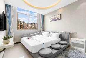 Yumingmingdu Hotel - Image 5
