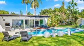 Spacious Miami 4br Retreat With Pool & Bbq - Image 4