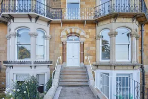 Beach House - Image 5