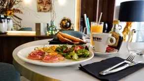 Studio apartment On The Massena! Free Breakfast - Image 5