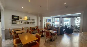 Americana Hotel - Image 5