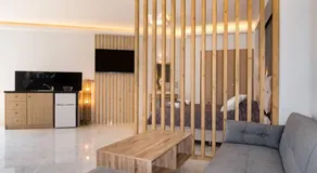 Beach Luxury Suite - Image 2