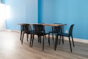 Check Inn - Image 4