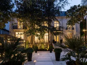 HIGHSTAY - Luxury Serviced Villa - Poincaré - Image 5