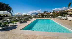 Lux Suite - Costiera Amalfitana, Pompei & Swimming Pool a 5 minuti - Image 2
