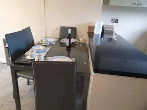 Five Star Serviced Homes- Wi-Fi, parking, office - Image 2