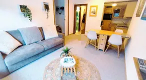 Chalet Alpin, central et parking - Image 2
