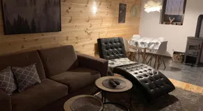 Wood Inn - Image 4