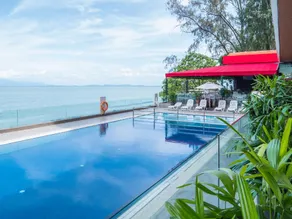 Hotel Sentral Seaview @ ​Beachfront - Image 3