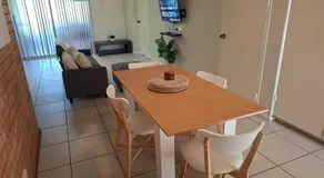 Beachlander Self-Contained Holiday Apartments - Image 4