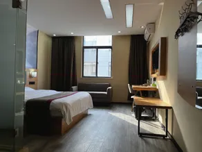 Thank Inn Plus Hotel Zhangjiagang Fenghuang Town - Image 3