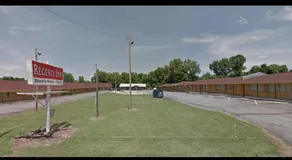 Regency Inn - Image 5