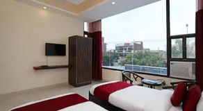 hotel green - Image 2