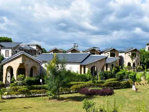 Amaris Greens Resort - Image 3