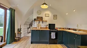 Luxury Bell tent Glamping near Yorkshire Wolds - Image 3