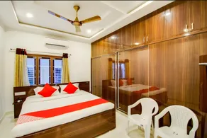 Hotel RVN - Image 2