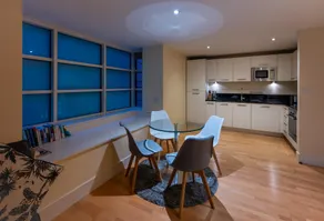 Modern Apartment in Central London By River Thames - Image 5