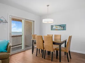 Bay Breeze Bungalow - Image 4