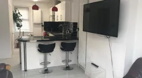 Victoria House - Image 2