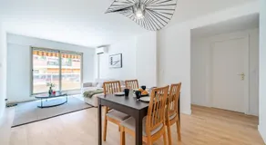 Near old town and apartment fully renovated - Image 3