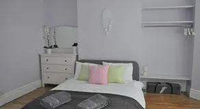 Beautiful large victorian waterfront house - Image 2