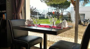 Logis Hôtel Restaurant des Châteaux - Image 4