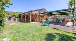 Lorikeet Retreat 2 Pet Friendly Air Conditioned Holiday House - Image 5