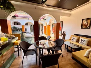 Golden Gorilla Villa with private pool & jacuzzi - Image 3
