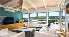 Walk to the beach - Family friendly - Wifi - The Tall House - Image 2