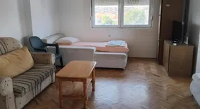 MM Apartment in a great location, 6th floor, 2 balconies - Image 2