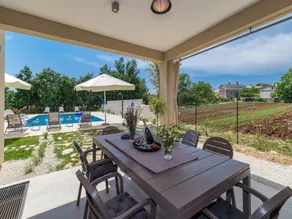 Villa mit Pool, Sauna und Jacuzzi - Image 4