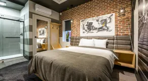 La Suite Hotel - Image 2