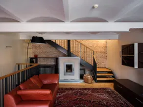 Historic 4 Floor Townhouse - Terrace - King Bed - Image 3