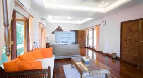 Thararin Villa - Image 3