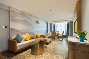 Elong Hotel - Image 3