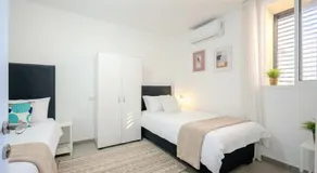 Luxury 5 Rooms Apartments 3 minutes from beach - Image 5